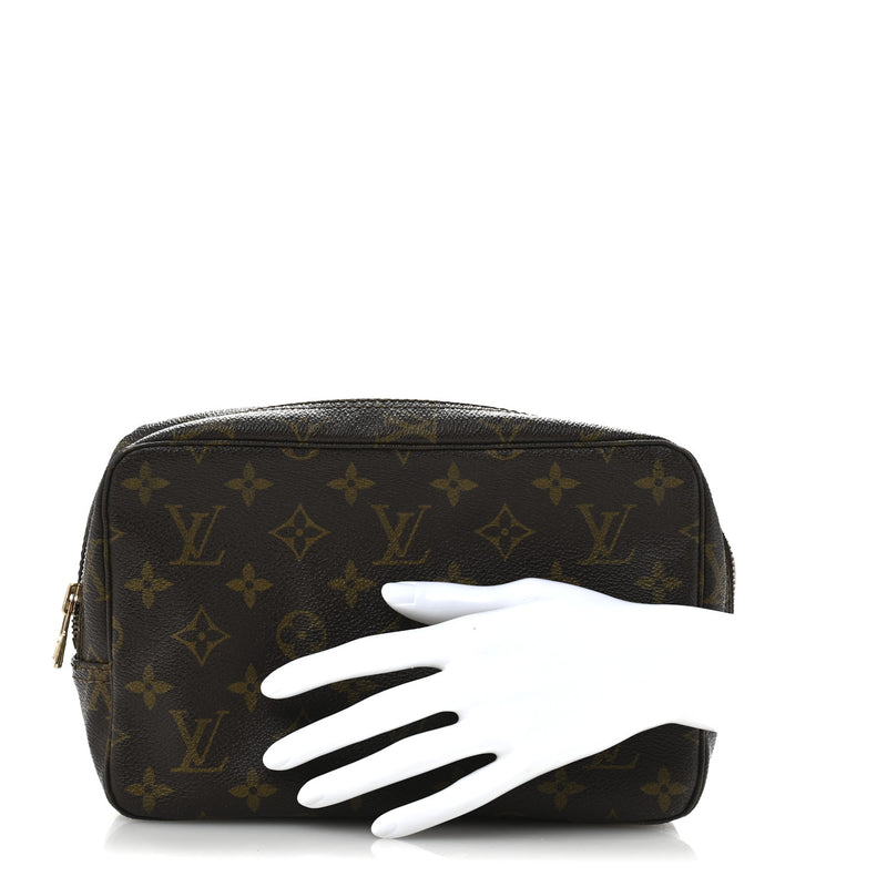 Louis Vuitton Trousse Toilette 23