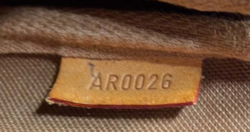 Louis Vuitton Pochette Accessoires