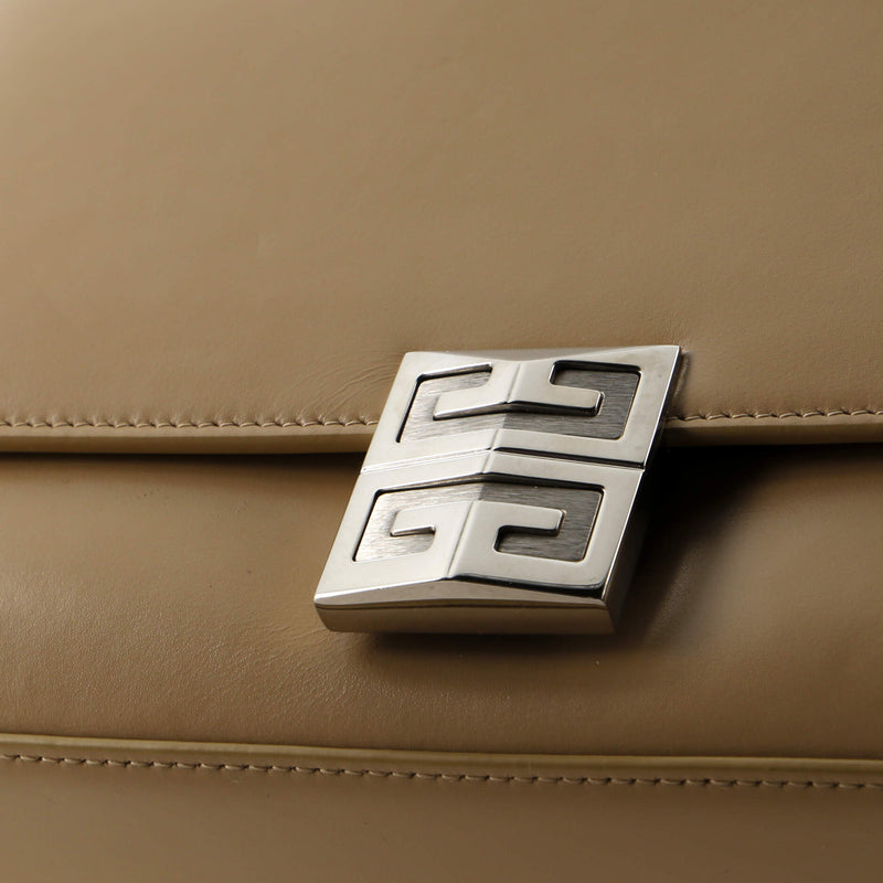 Givenchy 4G Shoulder Bag Leather Medium
