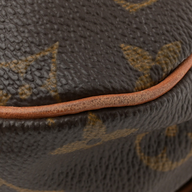 Louis Vuitton Saumur 30