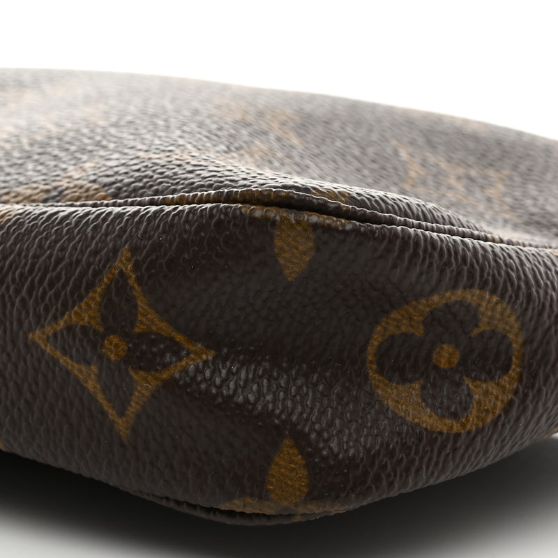 Louis Vuitton Pochette Accessories