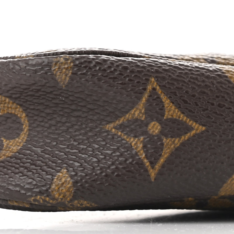 Louis Vuitton Pochette Accessories