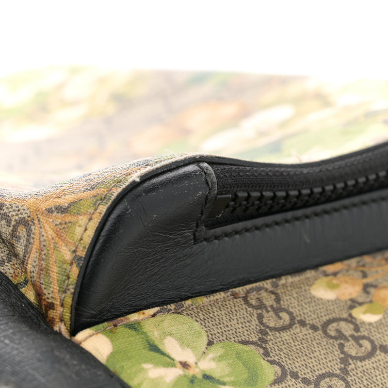 Gucci Gg Supreme Blooms Medium Day
