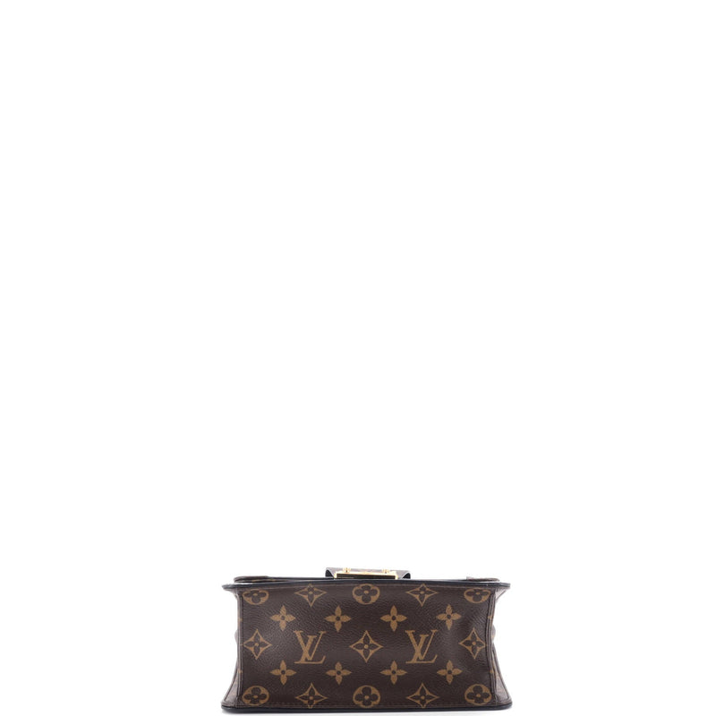 Louis Vuitton Wynwood Handbag Vernis