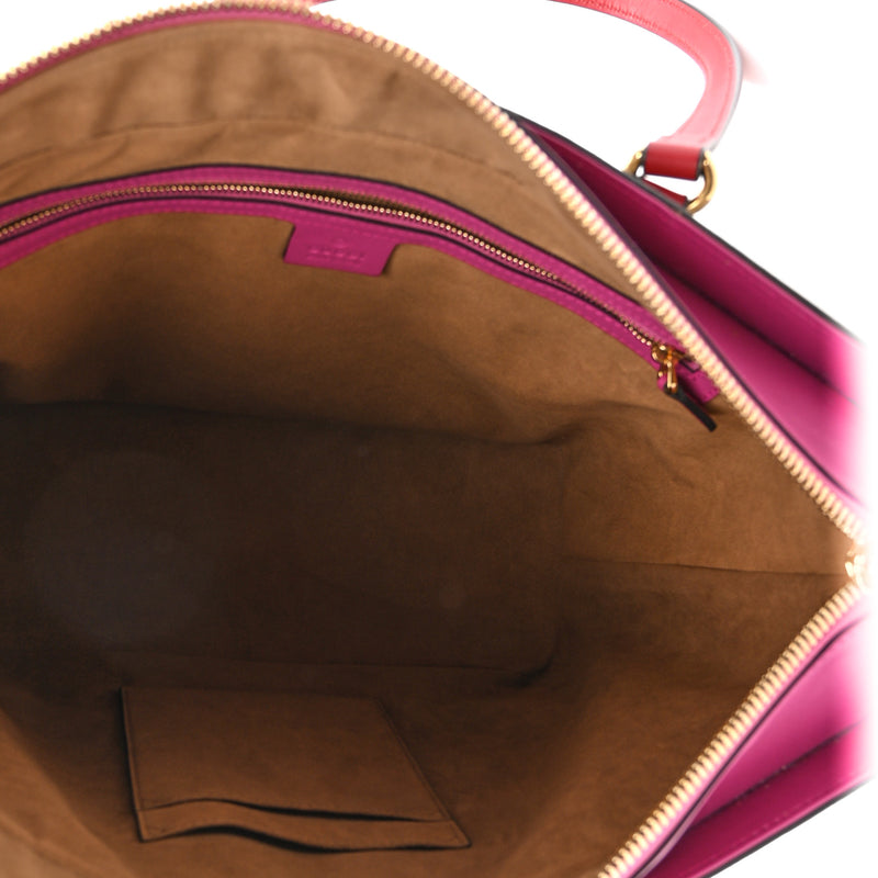 Gucci Gg Supreme Medium Zippered Bucket