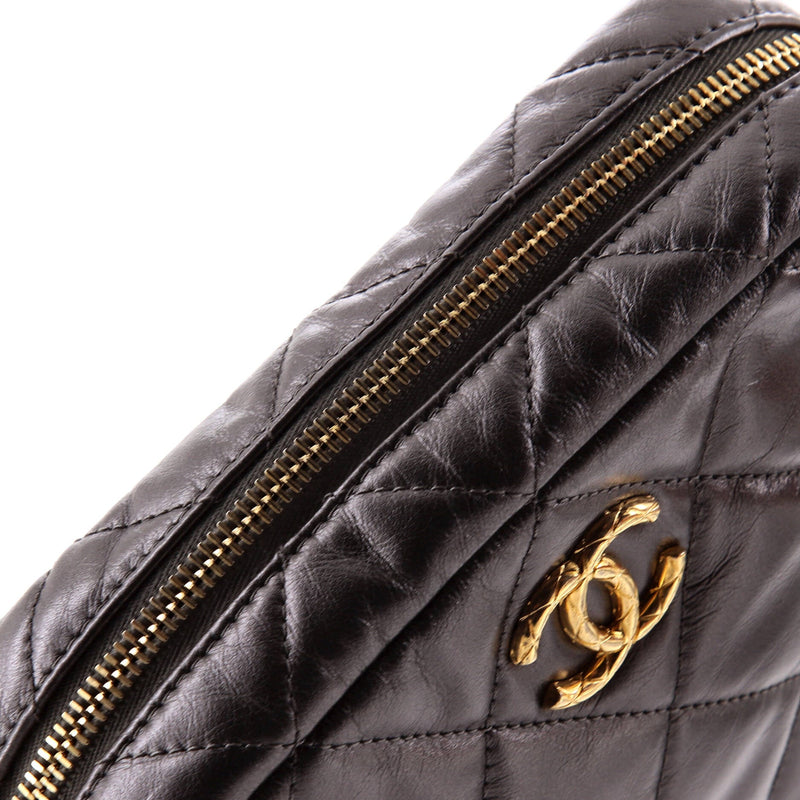 Chanel Cc Pearl Medallion Camera Case