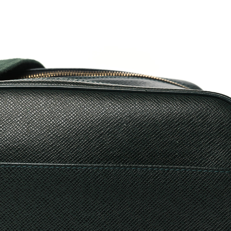 Louis Vuitton Taiga Reporter Messenger