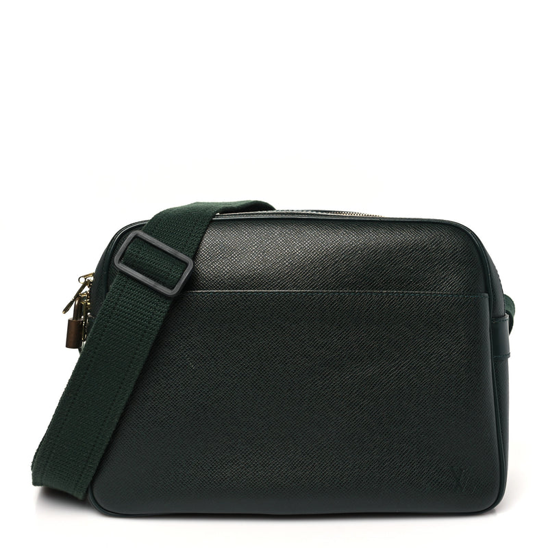Louis Vuitton Taiga Reporter Messenger