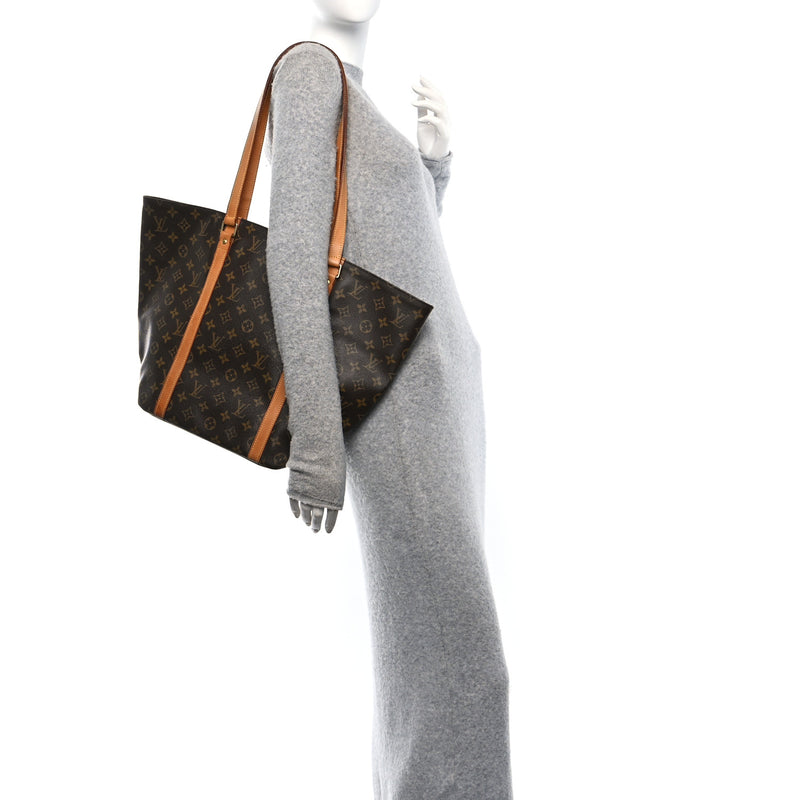 Louis Vuitton Sac Shopping Tote