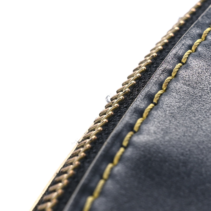 Louis Vuitton Suhali Lockit Clutch Black
