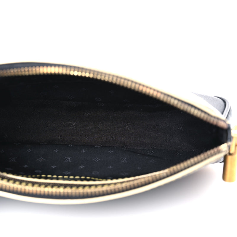 Louis Vuitton Suhali Lockit Clutch Black
