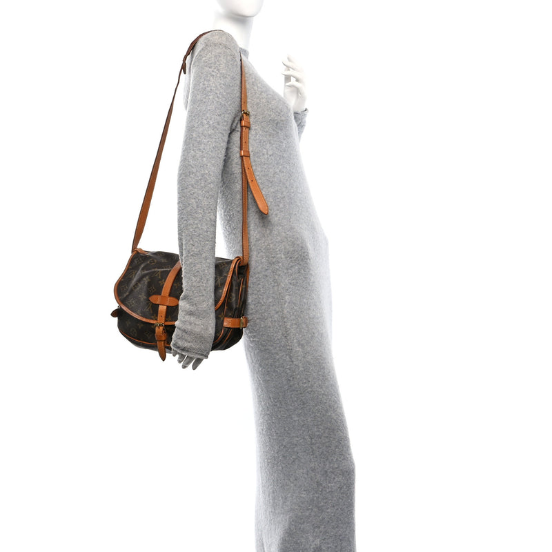 Louis Vuitton Saumur 30