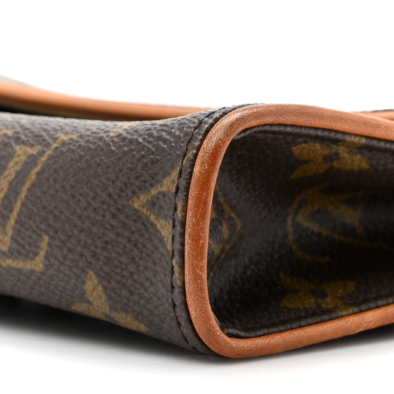Louis Vuitton Pochette Florentine M