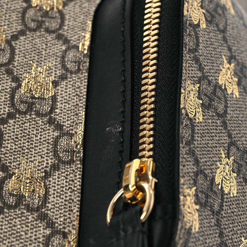 Gucci Gg Supreme Bees Print Small Day