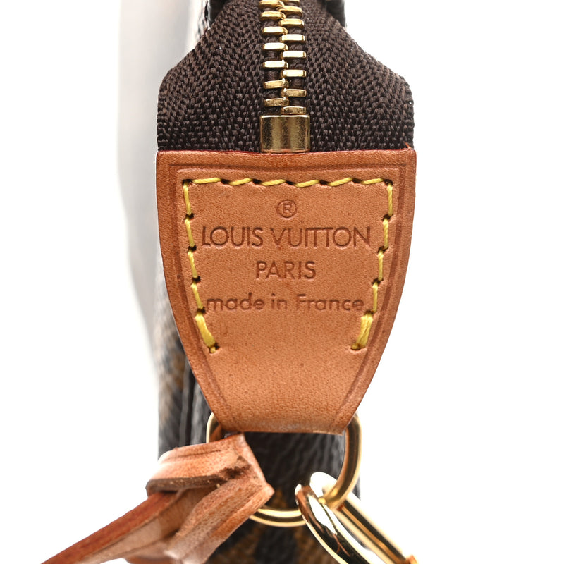 Louis Vuitton Pochette Accessories