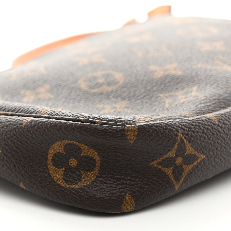 Louis Vuitton Pochette Accessories
