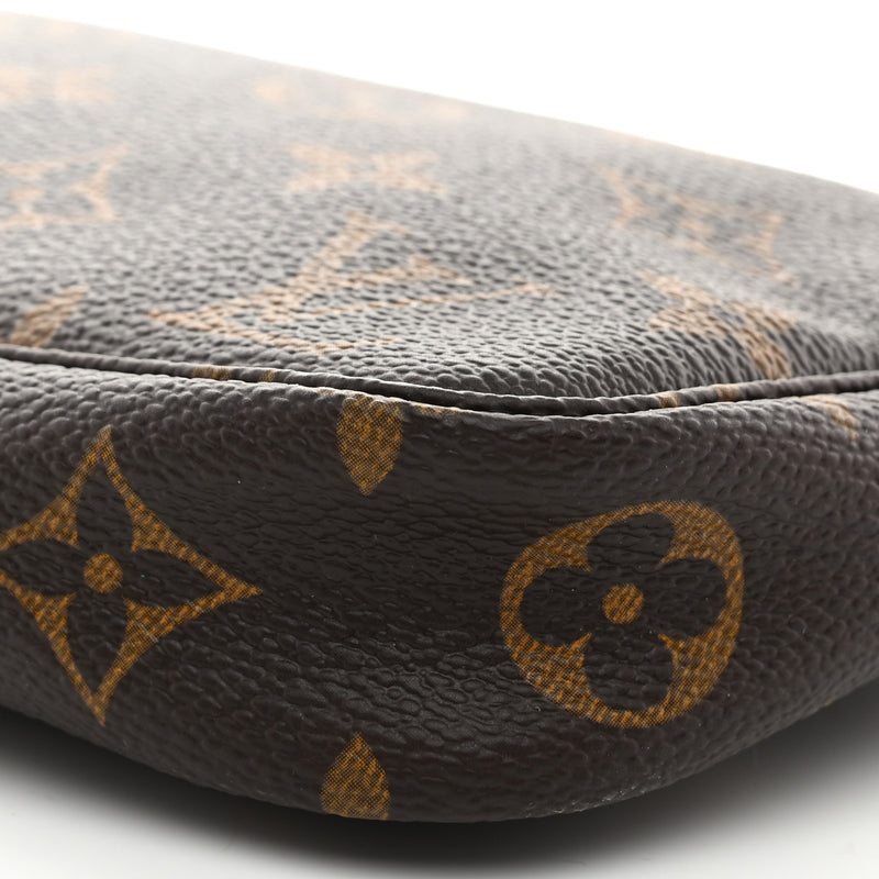 Louis Vuitton Pochette Accessories