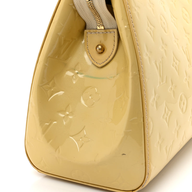 Louis Vuitton Vernis Brea Mm Blanc