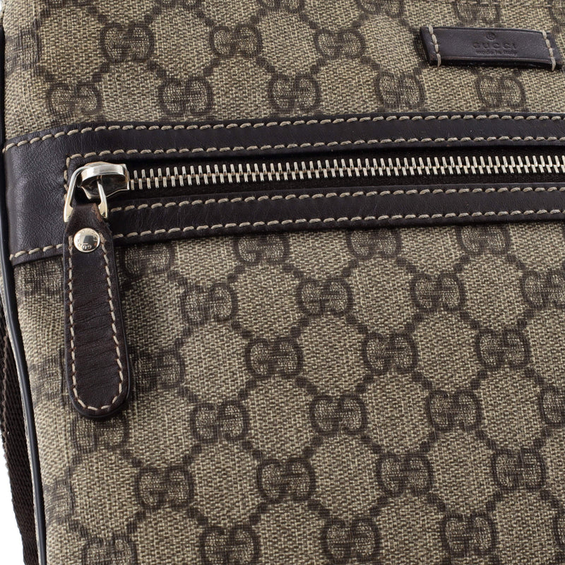 Gucci Front Zip Flat Messenger Bag Gg