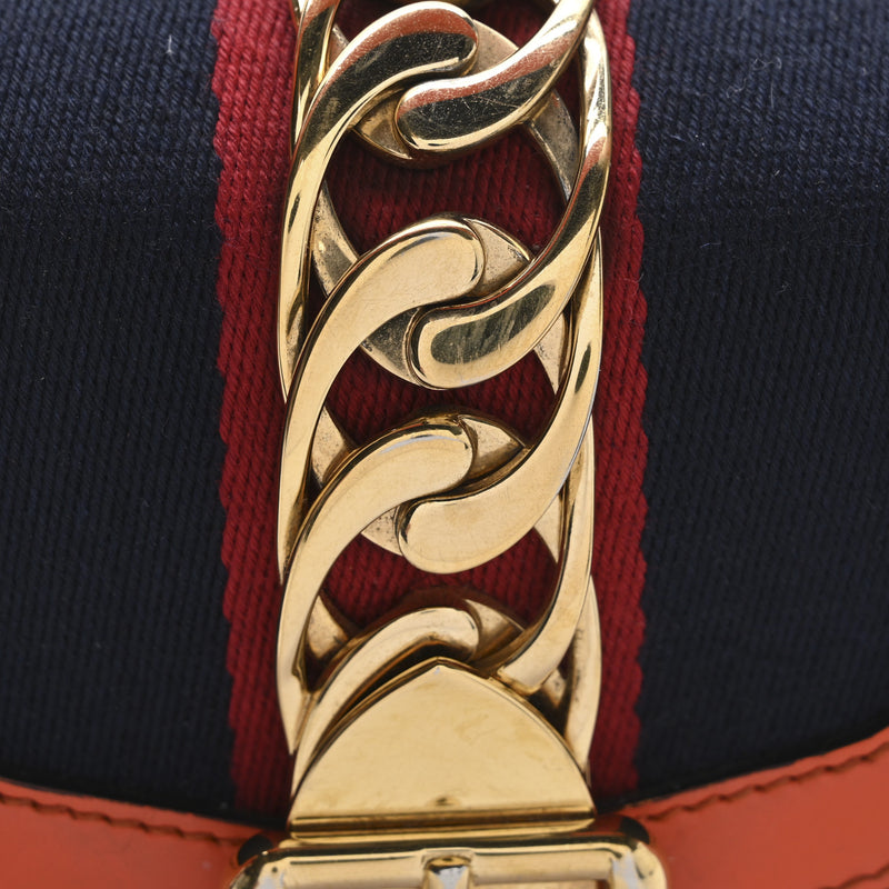Gucci Vitello Fontanella Web Mini Sylvie