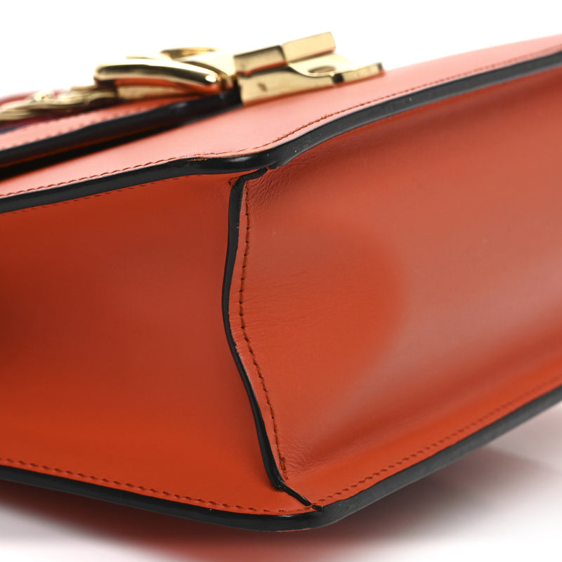 Gucci Vitello Fontanella Web Mini Sylvie