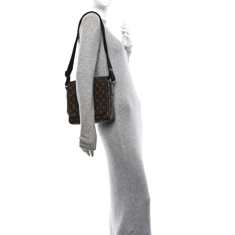 Louis Vuitton Macassar District Pm