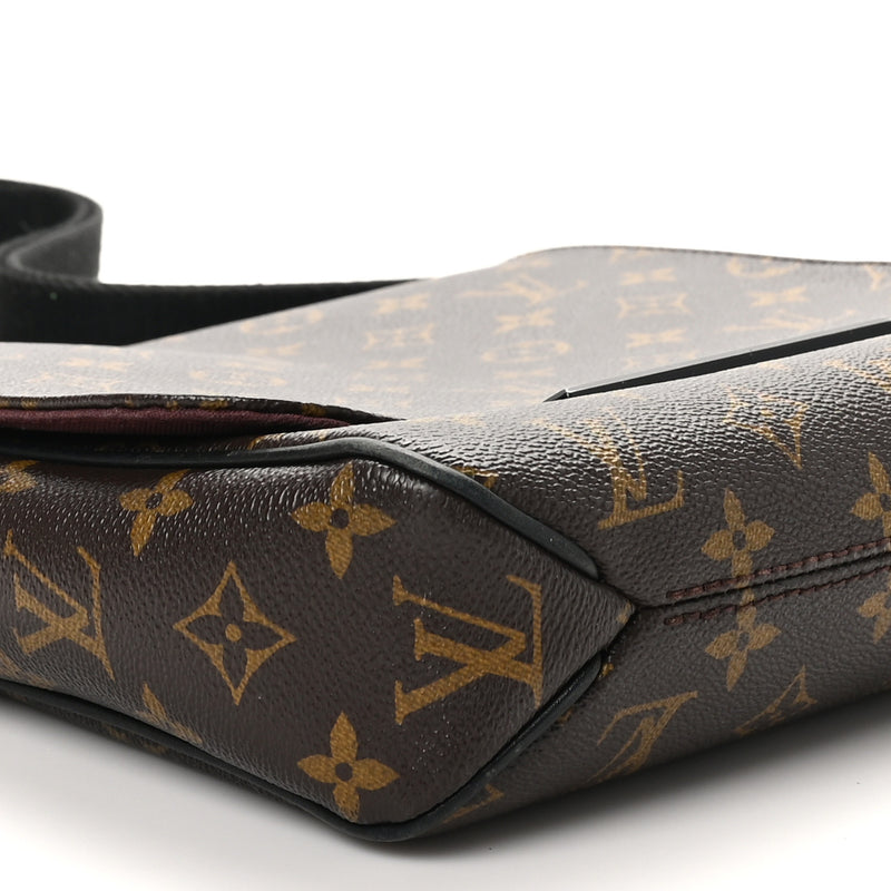 Louis Vuitton Macassar District Pm