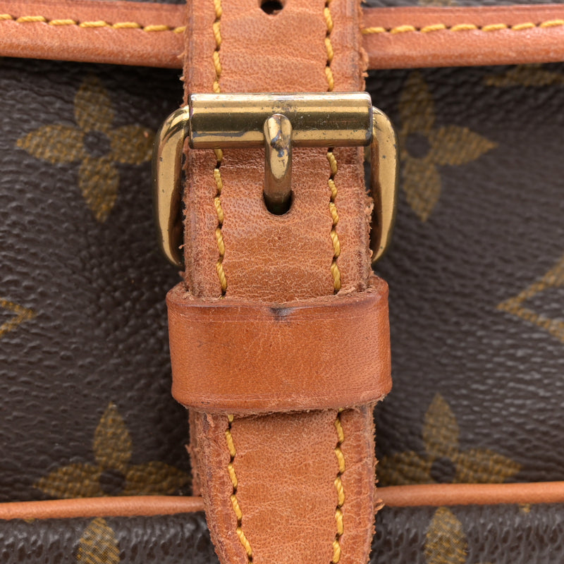 Louis Vuitton Saumur 30