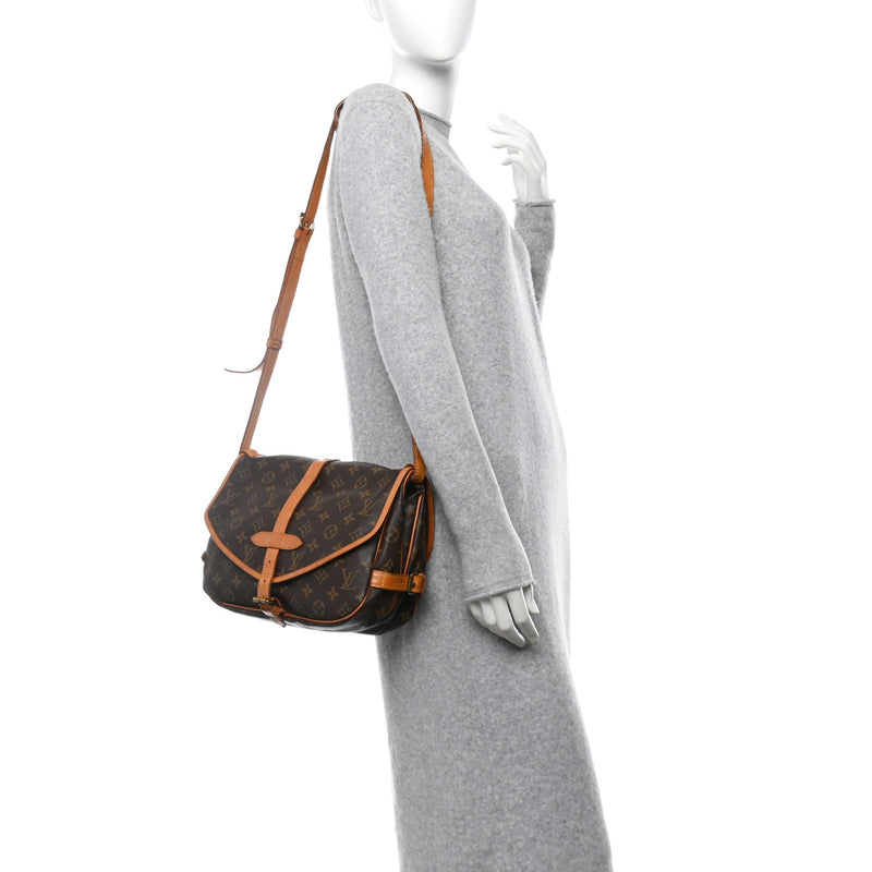 Louis Vuitton Saumur 30