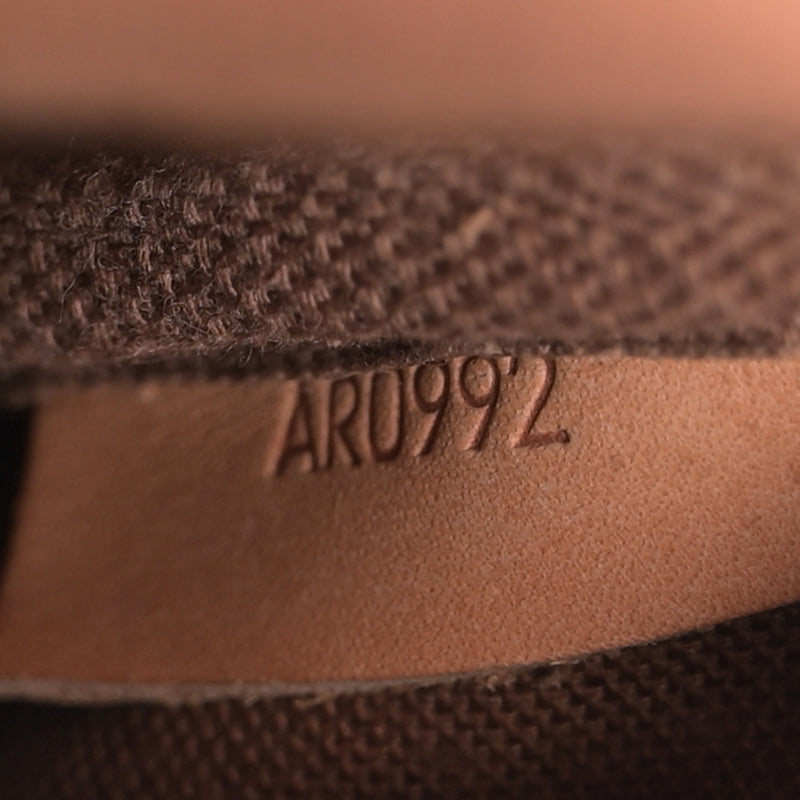 Louis Vuitton Saumur 30