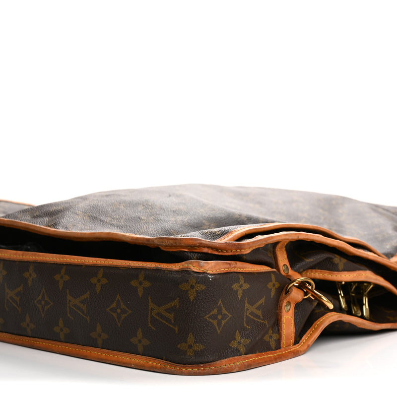 Louis Vuitton Garment Bag