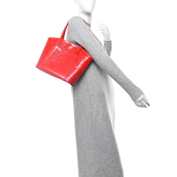 Louis Vuitton Vernis Avalon Mm Rouge
