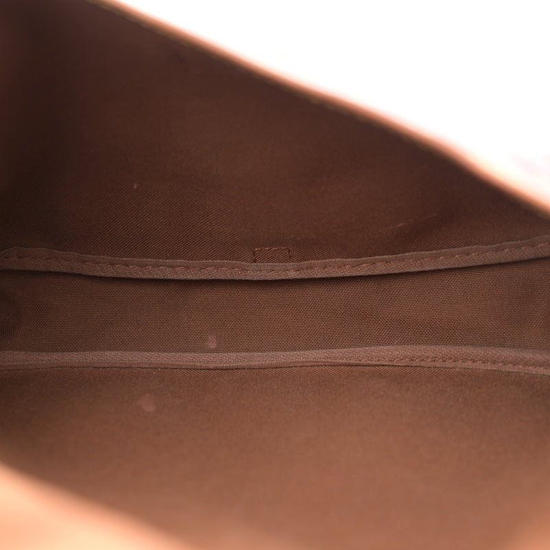 Louis Vuitton Saumur 30