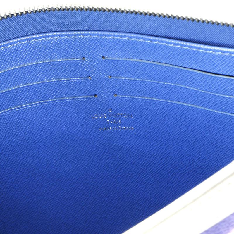 Louis Vuitton Pochette Voyage Limited