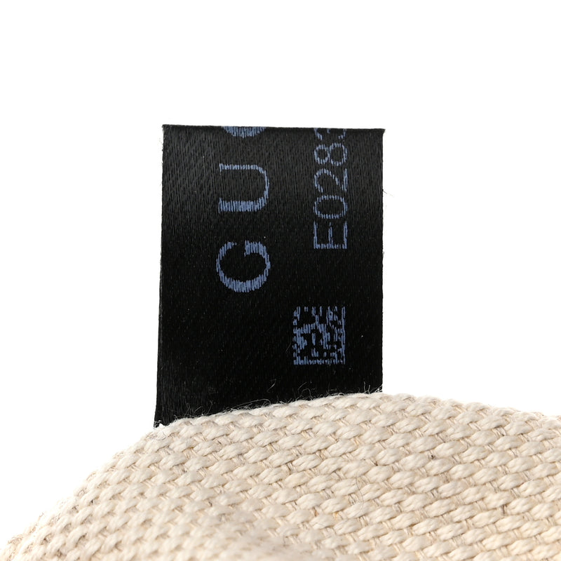 Gucci Pebbled Calfskin Medium Soho Flap