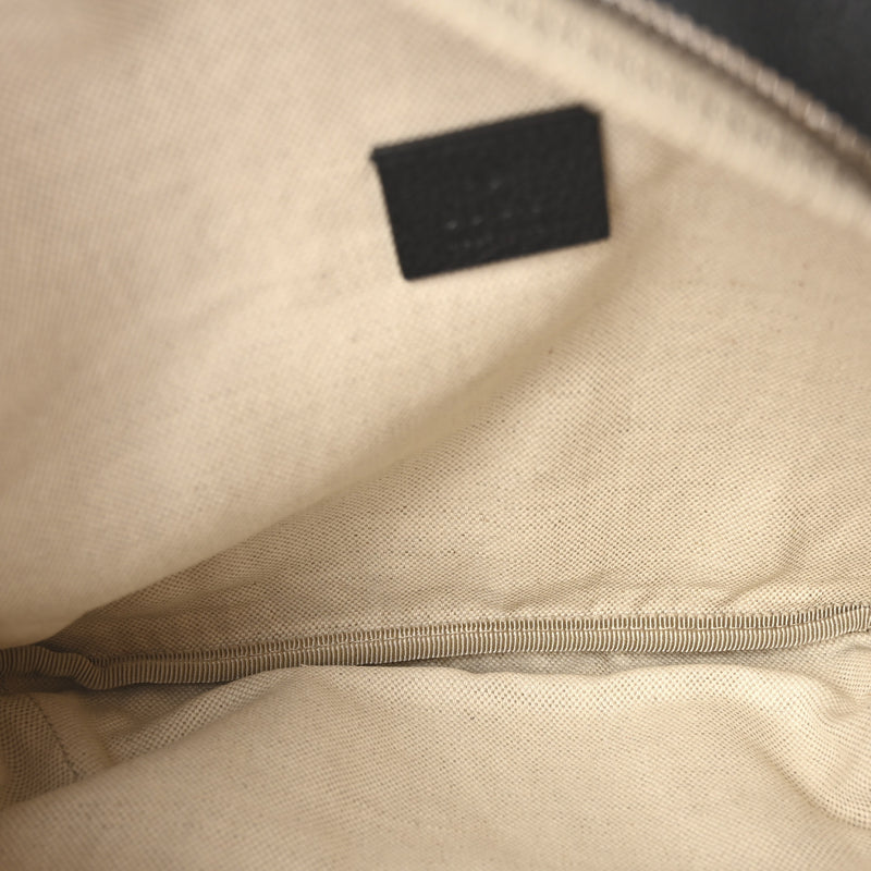 Gucci Grained Calfskin Small Logo Belt
