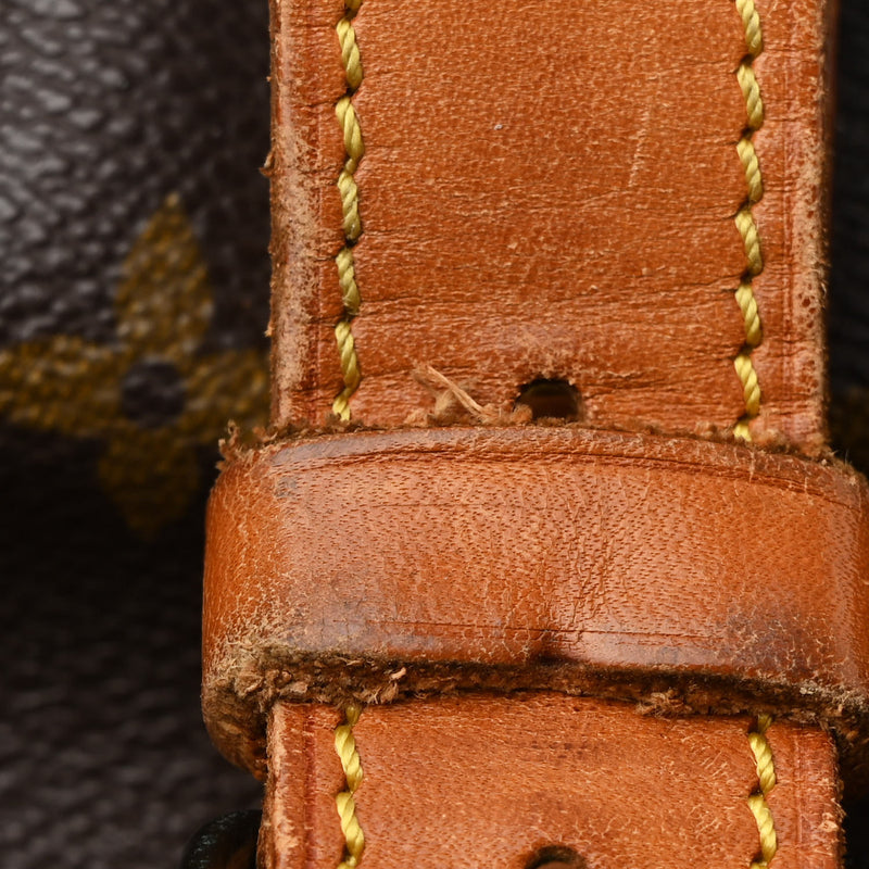 Louis Vuitton Saumur 35