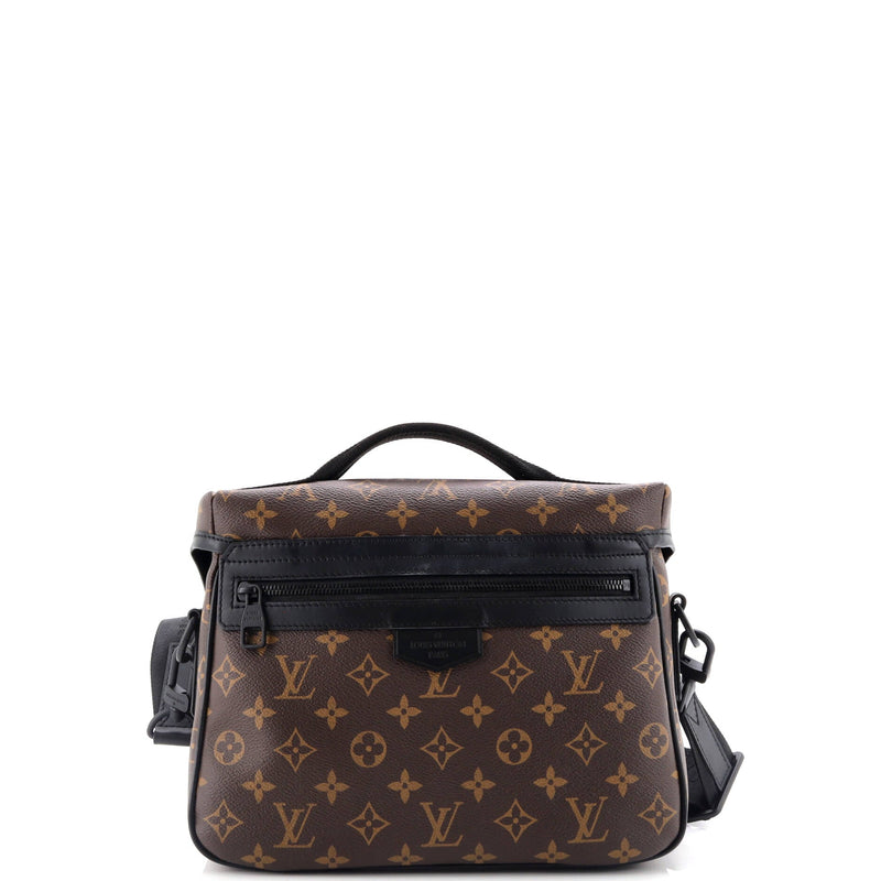 Louis Vuitton Lv Trail Messenger Bag