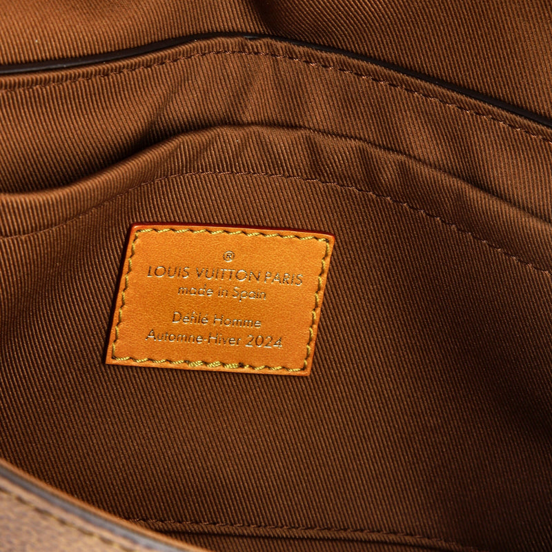 Louis Vuitton Soul Trunk Bag Dust