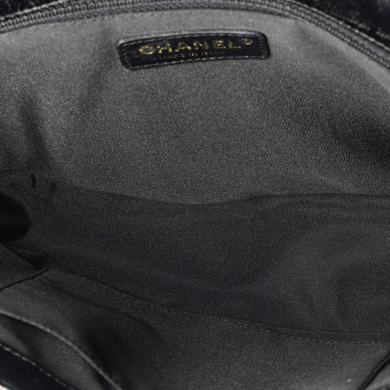 Chanel Boy Flap Bag Chevron Caviar New