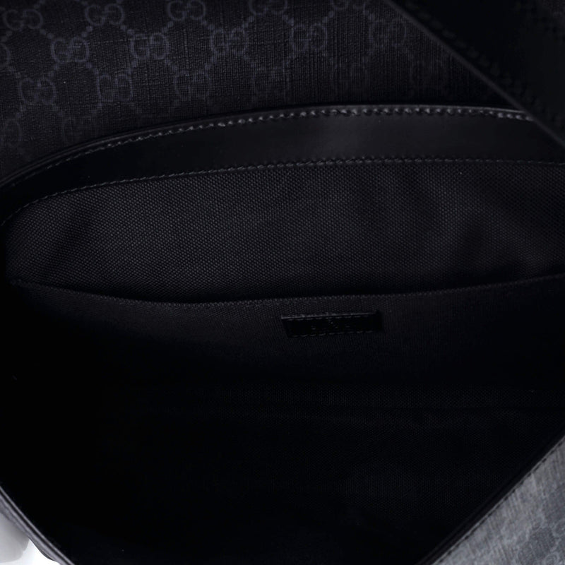 Gucci Gg Messenger Bag Coated Canvas