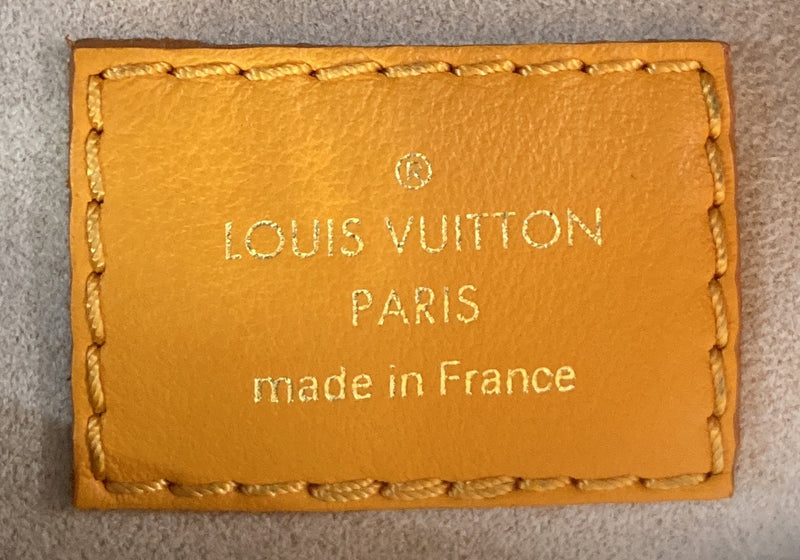 Louis Vuitton On My Side Tote Mahina