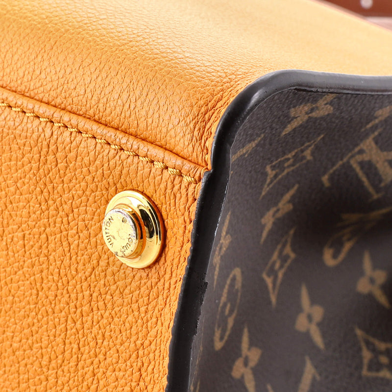 Louis Vuitton On My Side Tote Leather