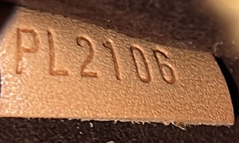 Louis Vuitton Pochette Metis Reverse