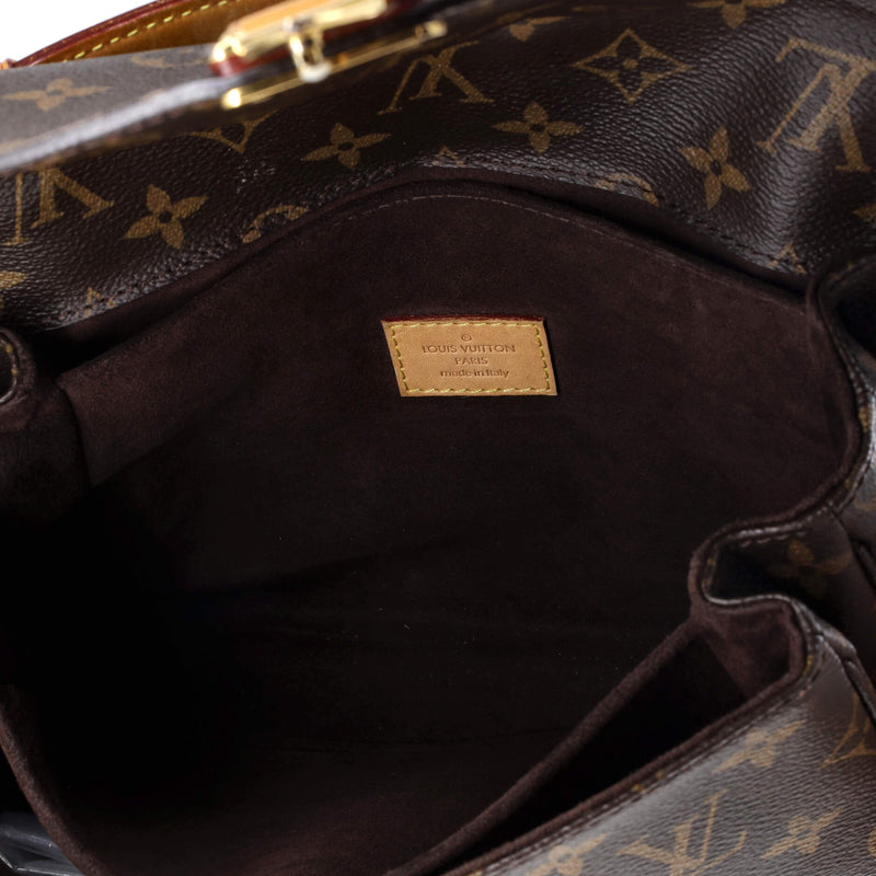 Louis Vuitton Pochette Metis Reverse