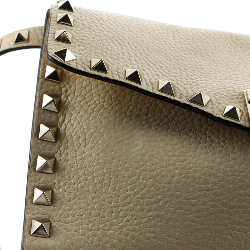Valentino Garavani Rockstud Flip Lock