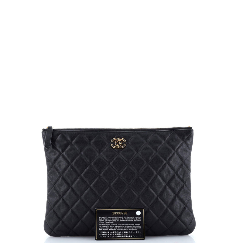 Chanel Chain Infinity O Case Clutch