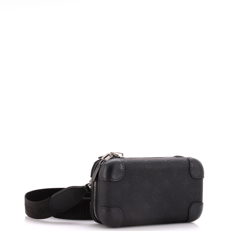Louis Vuitton Horizon Clutch Taurillon