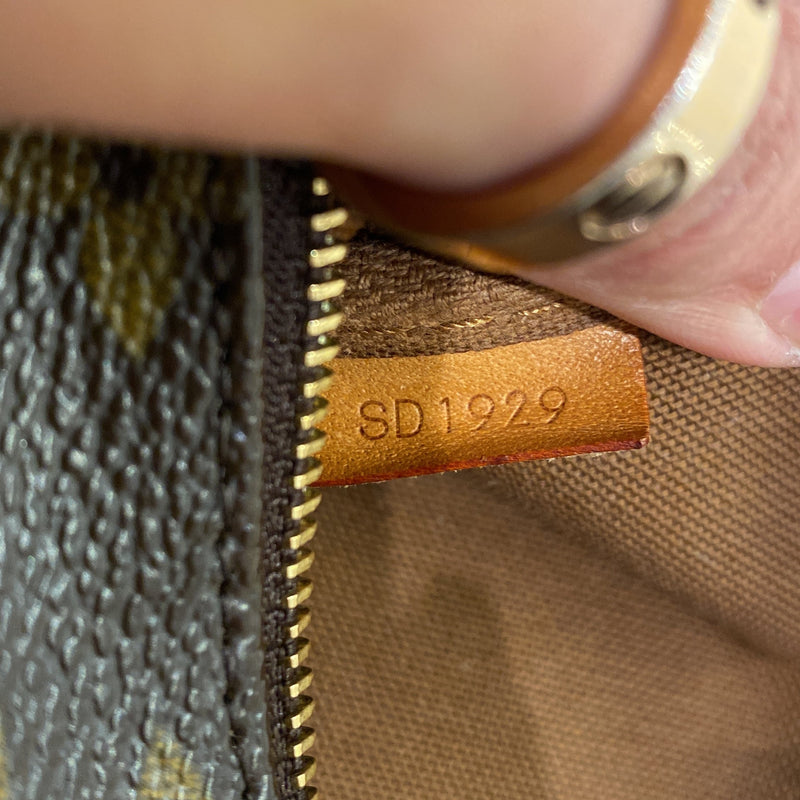 Louis Vuitton Pochette Accessoires