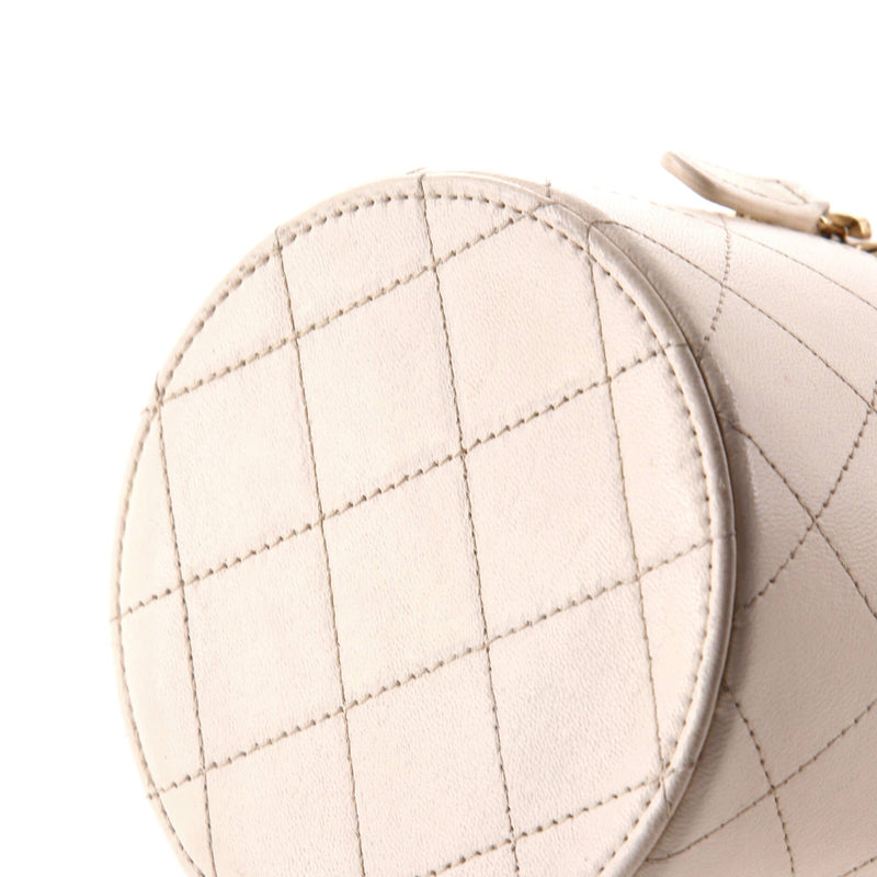 Chanel Cc Round Vanity Case With Chain